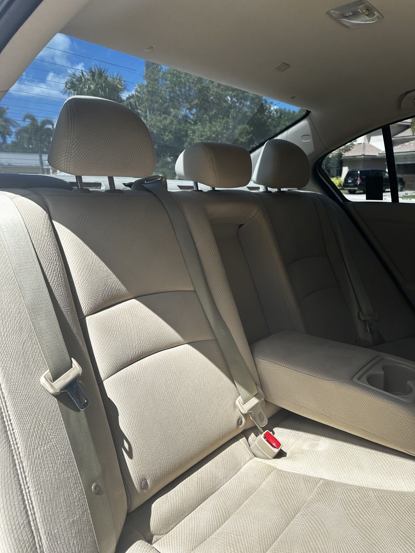Used 2016 Honda Accord EX image 10