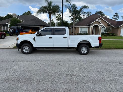 Used 2022 Ford F250 XL w/ Power Equipment Group AWD/4WD image 5