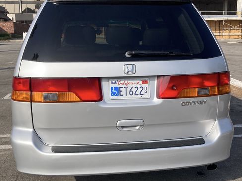 Used 2004 Honda Odyssey EX-L image 6