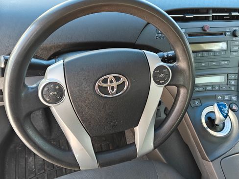 Used 2010 Toyota Prius Two image 8