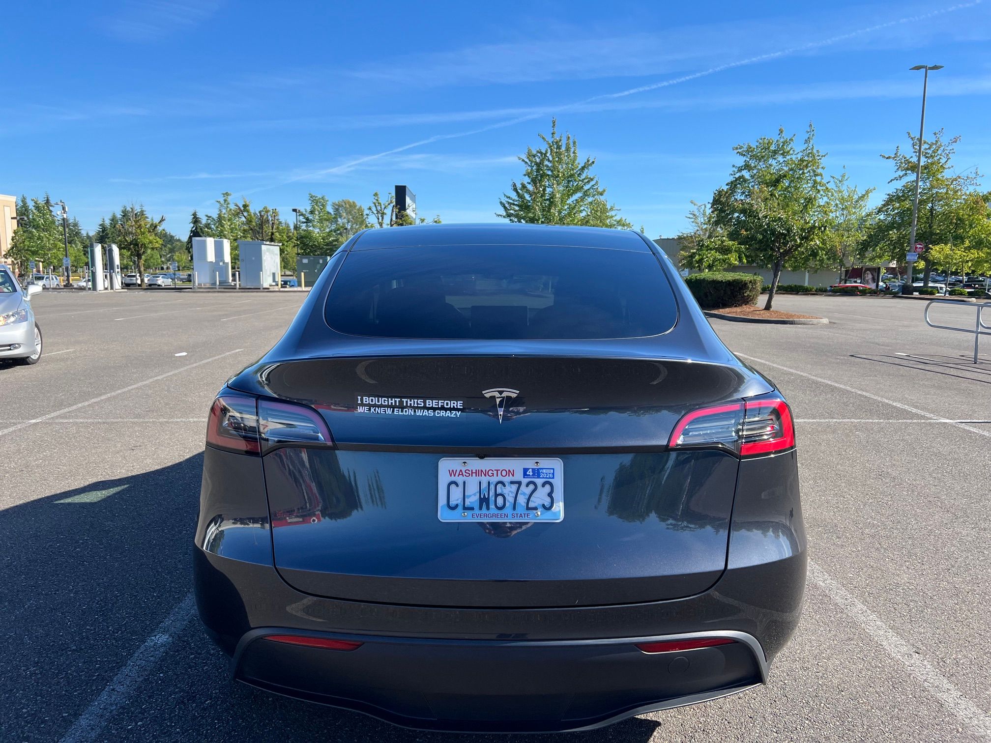 Used 2024 Tesla Model Y 2WD image 8
