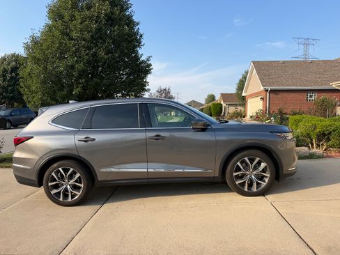 Used 2024 Acura MDX w/ Technology Package AWD/4WD image 9