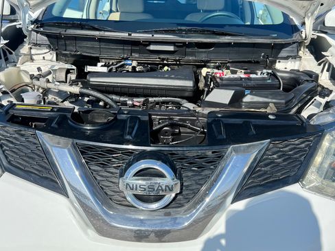 Used 2016 Nissan Rogue S image 8