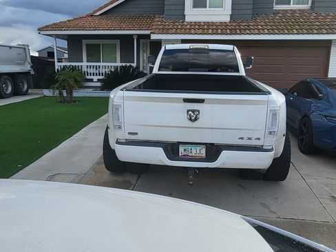 Used 2010 Dodge Ram 3500 Truck Laramie w/ Chrome Accents Group image 11