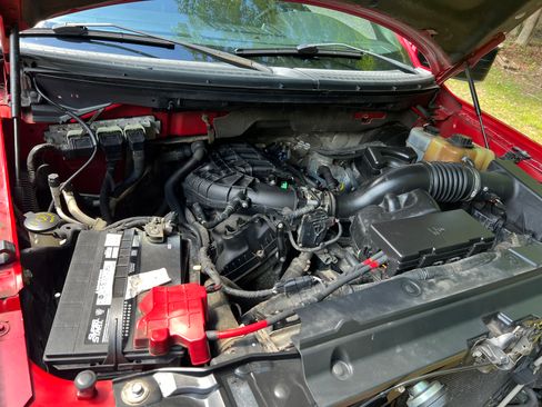 Used 2011 Ford F150 XLT RWD image 11