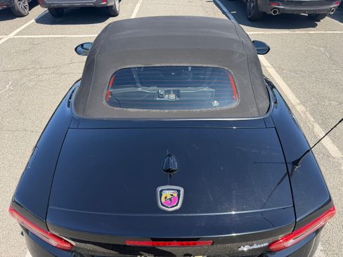 Used 2018 FIAT 124 Spider Abarth w/ Convenience Group image 2