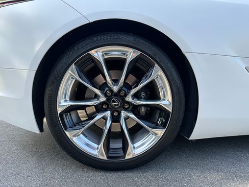 Used 2022 Lexus LC 500 Convertible image 28