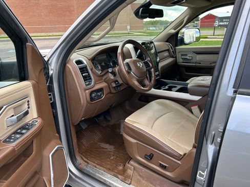 Used 2019 RAM 3500 Laramie AWD/4WD image 12