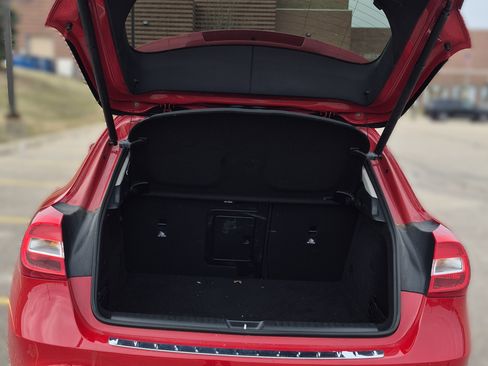 Used 2015 Mercedes-Benz GLA 250 image 10