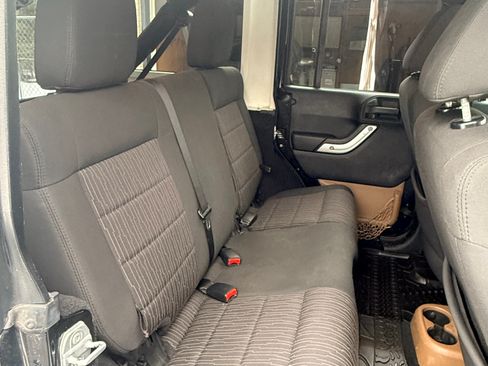 Used 2012 Jeep Wrangler Unlimited Sahara w/ Dual Top Group image 11