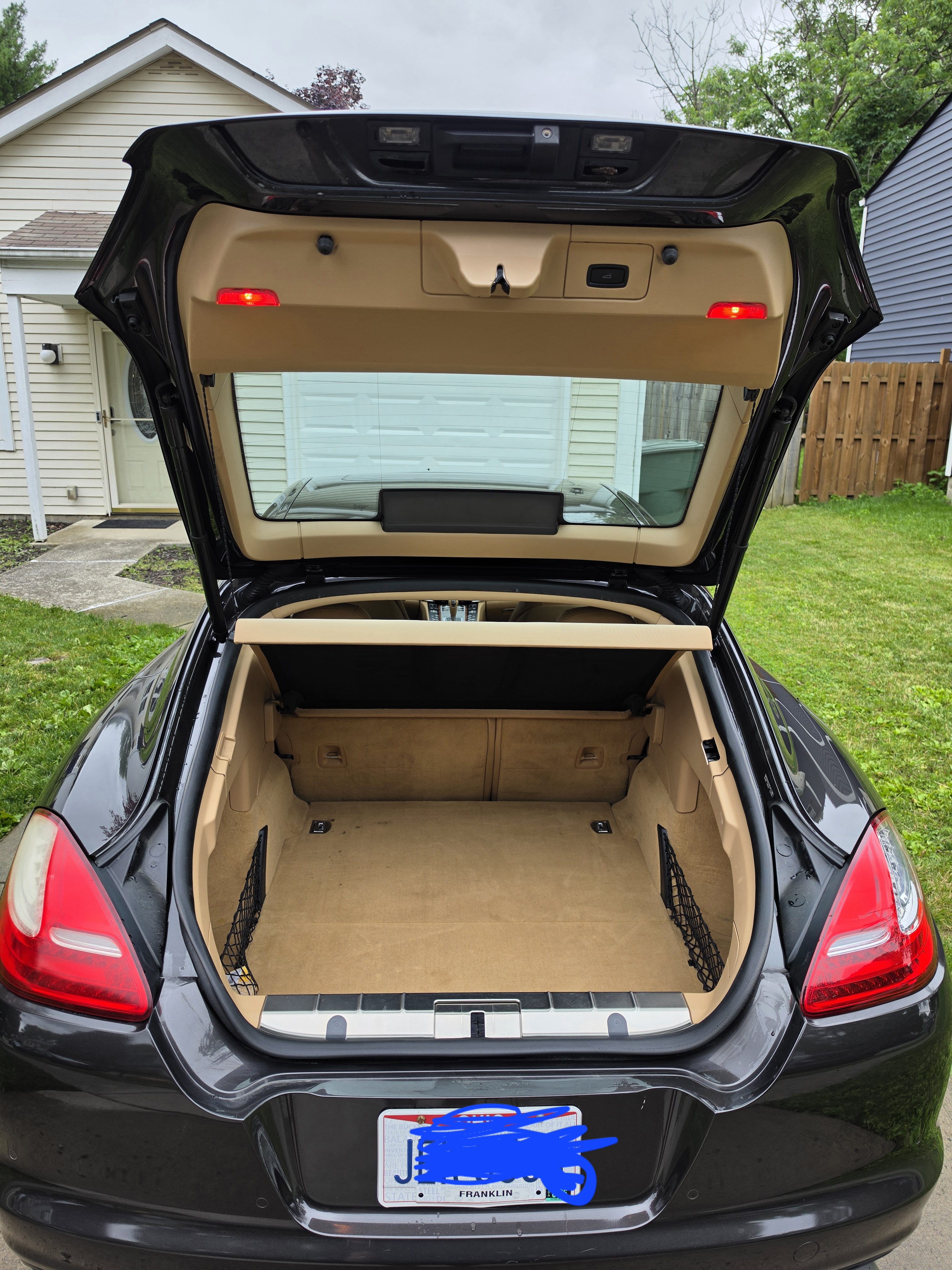 Used 2012 Porsche Panamera 4 image 9