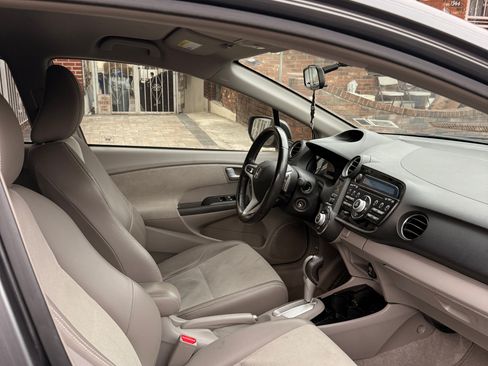 Used 2013 Honda Insight EX image 6