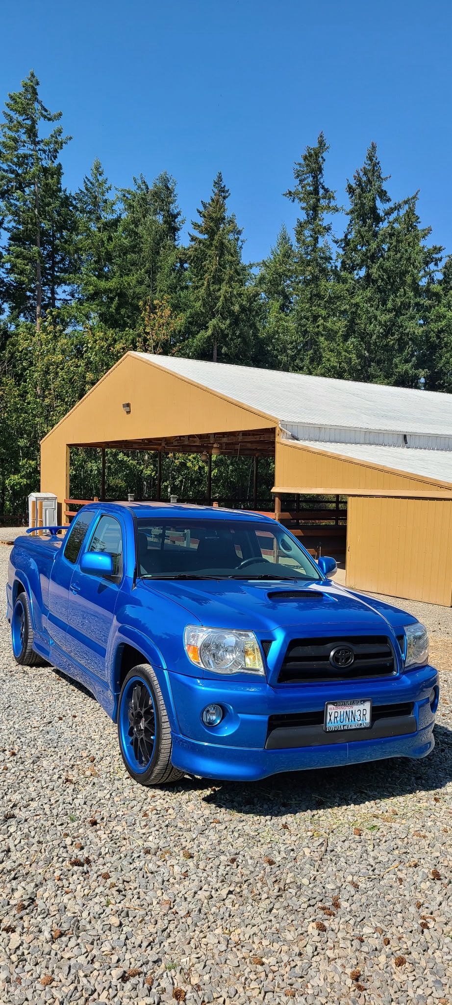 Used 2008 Toyota Tacoma X-Runner w/ Preferred Accessory Pkg RWD image 4