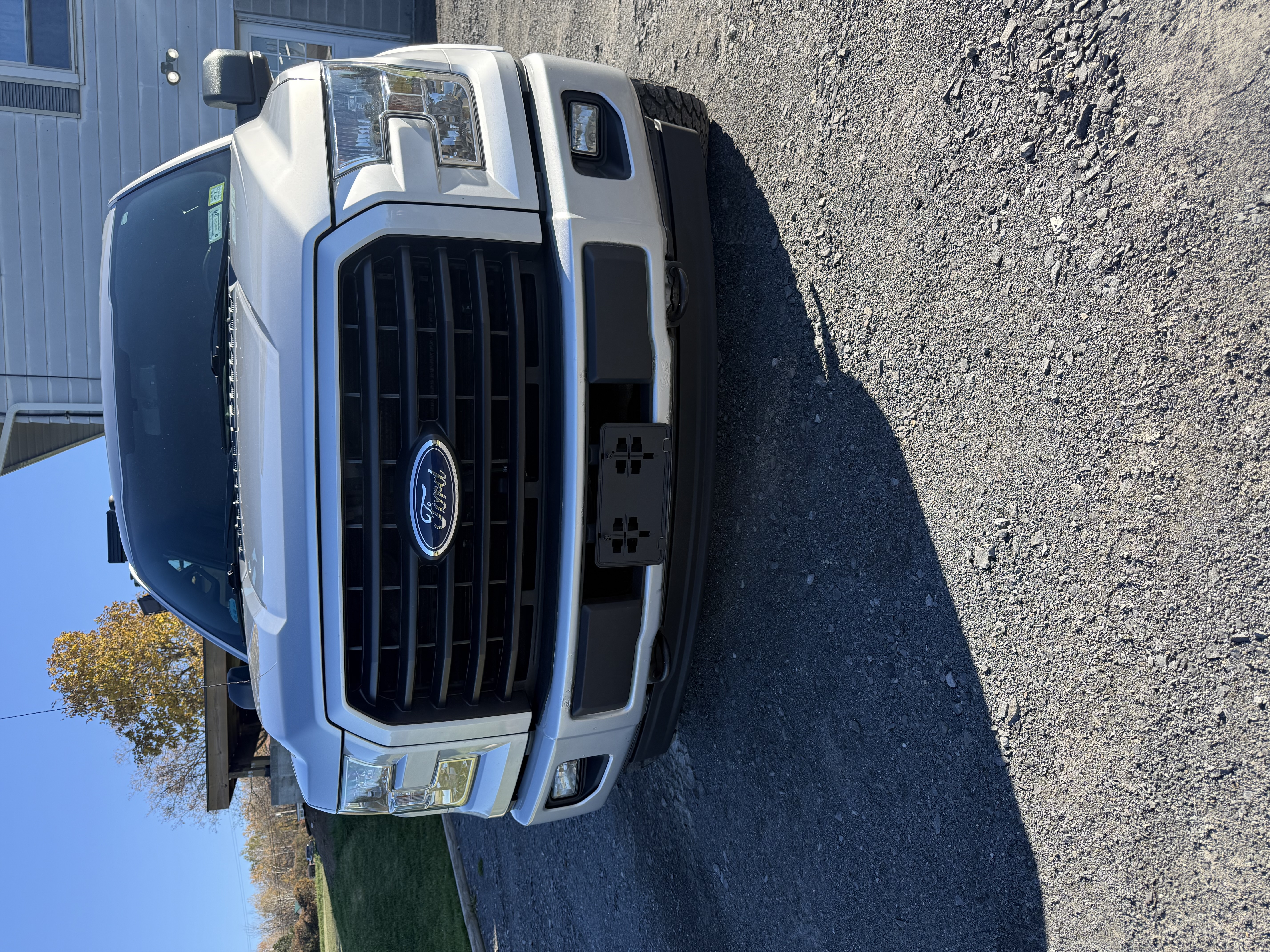 Used 2017 Ford F150 XLT w/ Equipment Group 302A Luxury AWD/4WD image 11