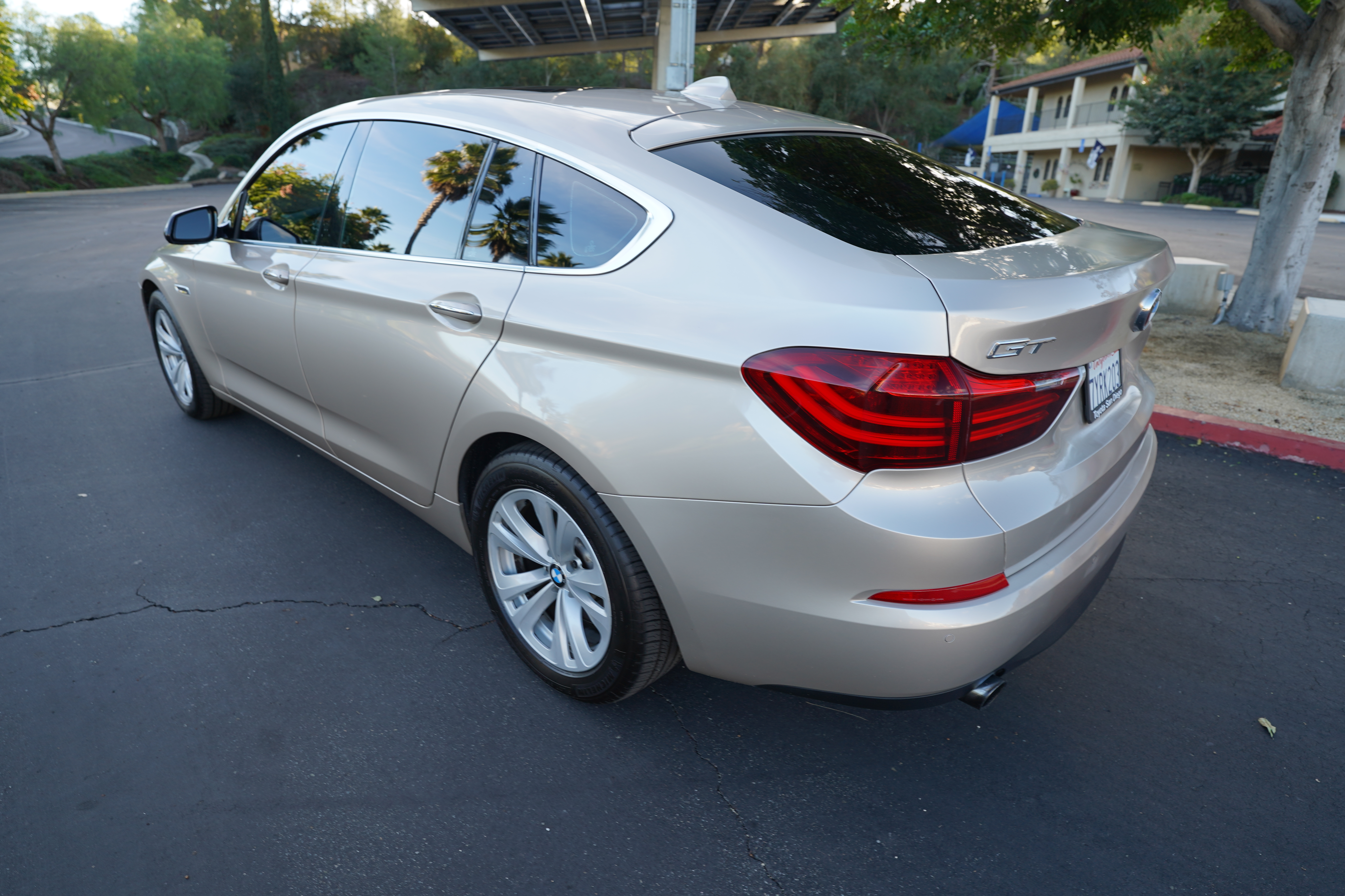 Used 2014 BMW 535i Gran Turismo RWD image 6