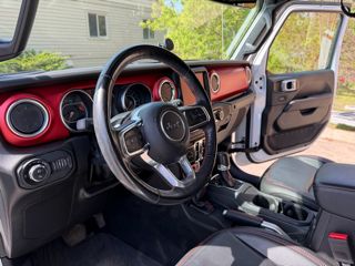Used 2022 Jeep Gladiator Rubicon w/ LED Lighting Group AWD/4WD image 12