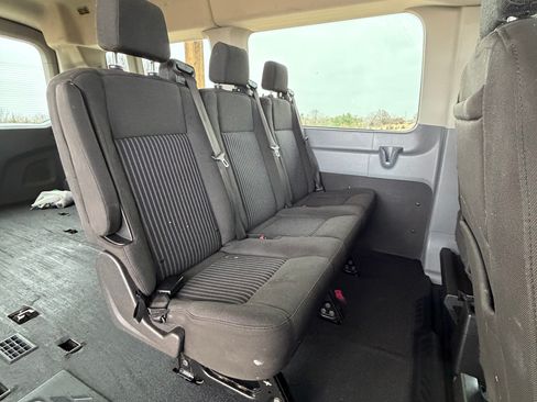 Used 2018 Ford Transit 350 XLT image 15