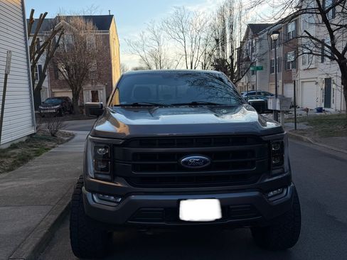 Used 2021 Ford F150 Lariat w/ Equipment Group 502A High image 4