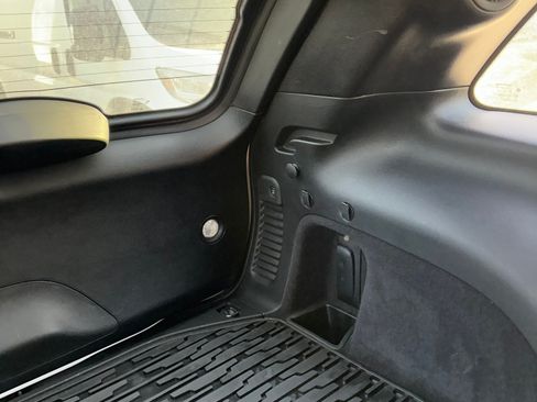 Used 2013 Jeep Grand Cherokee Trailhawk image 13