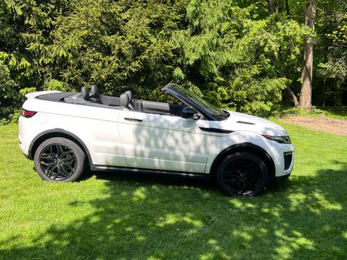 Used 2018 Land Rover Range Rover Evoque HSE Dynamic AWD/4WD image 6