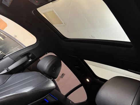 Used 2019 BMW 740i xDrive image 27