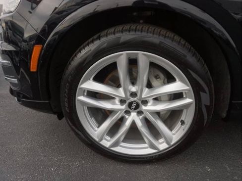 Used 2018 Audi Q7 3.0T Prestige w/ Prestige Package image 12