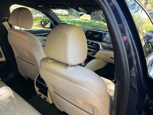 Used 2017 BMW 540i image 19