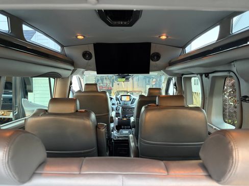 Used 2019 Ford Transit 150 130 Low Roof w/ Exterior Upgrade Package image 4