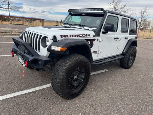 Used 2021 Jeep Wrangler Unlimited Rubicon image 2