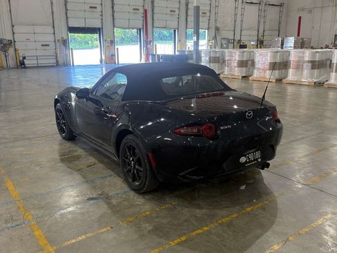 Used 2021 MAZDA MX-5 Miata Sport image 6