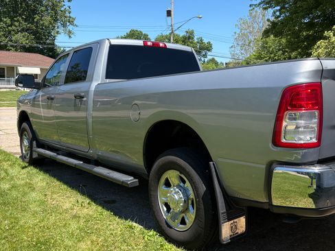 Used 2019 RAM 3500 Tradesman w/ Chrome Appearance Group AWD/4WD image 6