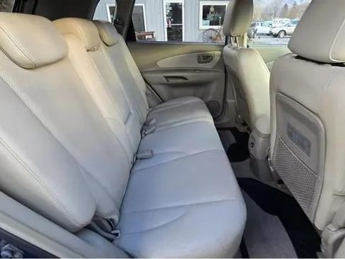 Used 2005 Hyundai Tucson LX image 10
