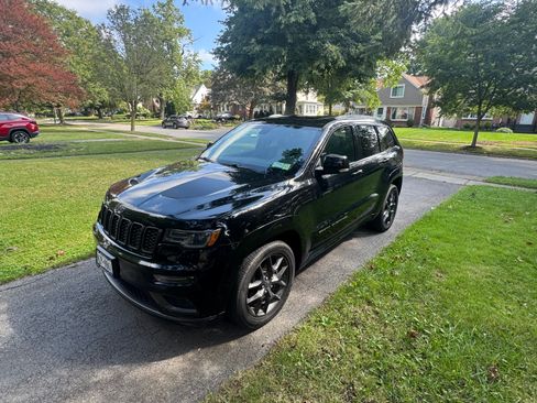 Used 2019 Jeep Grand Cherokee Limited X AWD/4WD image 2