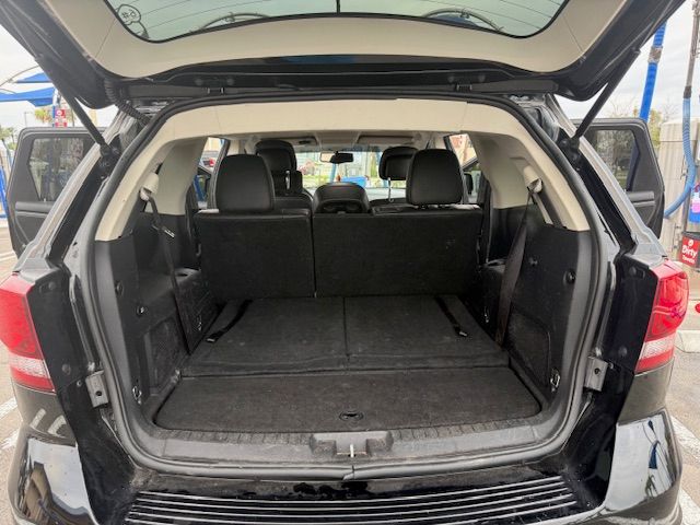 Used 2018 Dodge Journey Crossroad FWD image 14