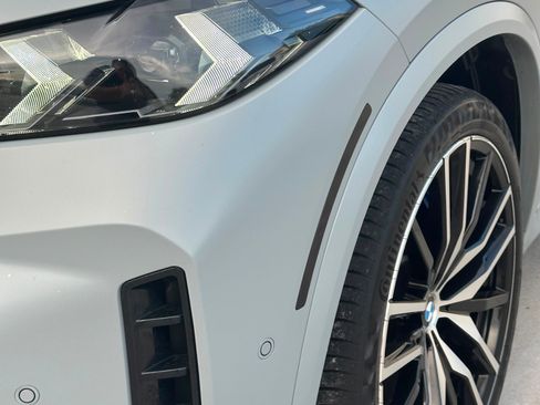 Used 2024 BMW X5 M60i AWD/4WD image 24