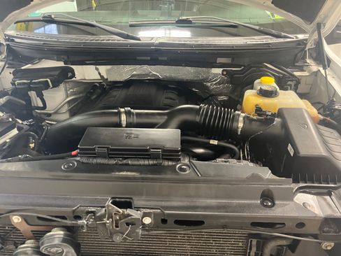 Used 2014 Ford F150 FX4 w/ Equipment Group 402A Luxury image 26