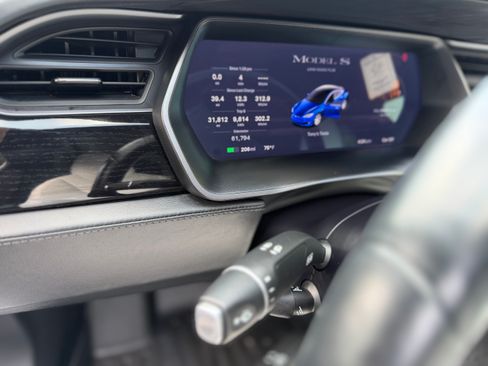 Used 2021 Tesla Model S Long Range Plus AWD/4WD image 19