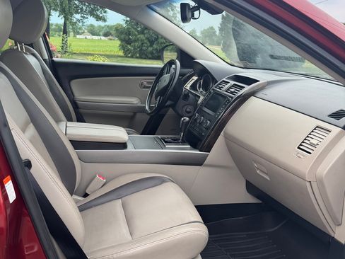 Used 2010 MAZDA CX-9 Grand Touring w/ Moonroof & Bose Audio Pkg AWD/4WD image 18