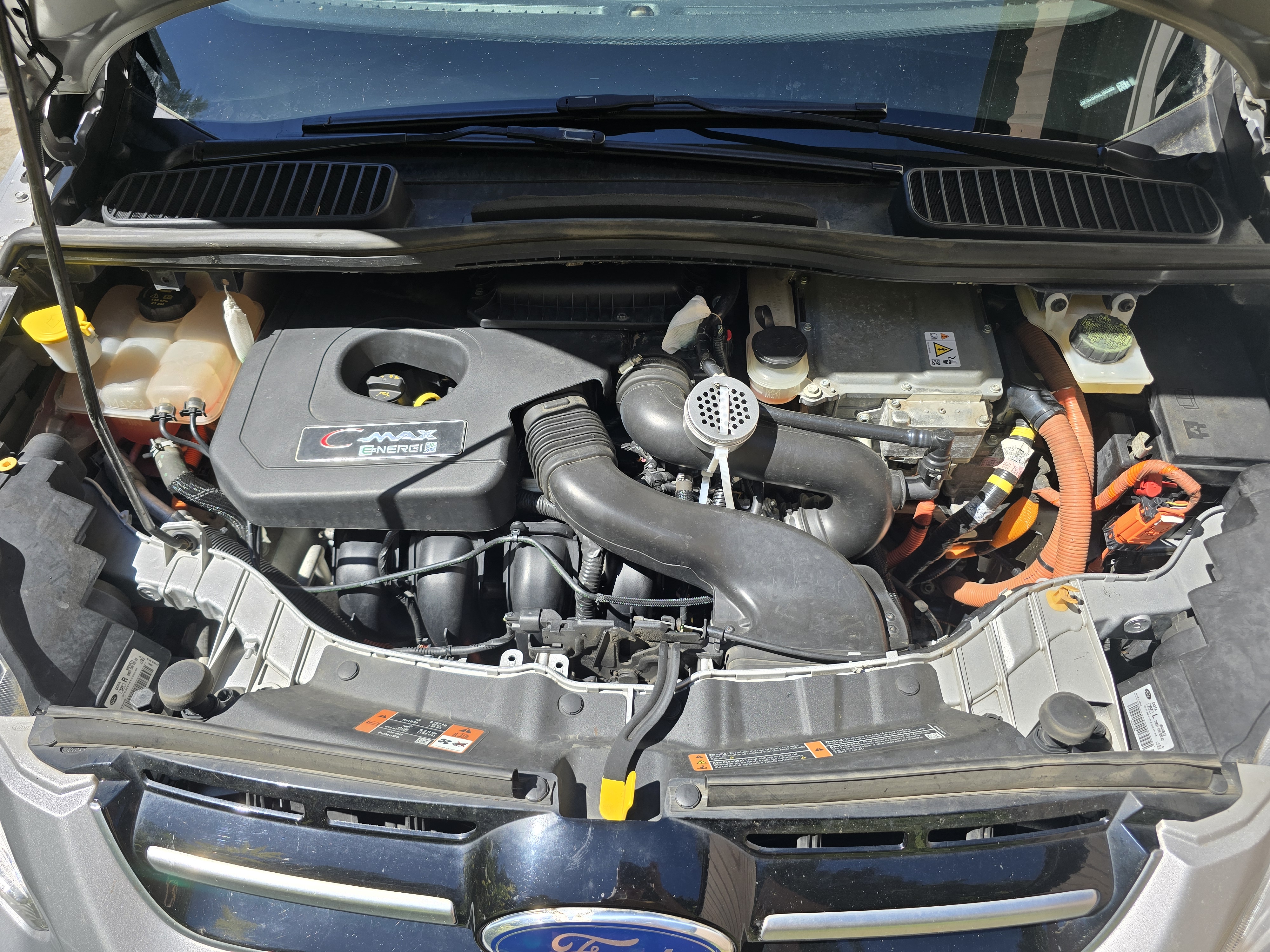 Used 2016 Ford C-MAX Energi SEL w/ Equipment Group 303A FWD image 10