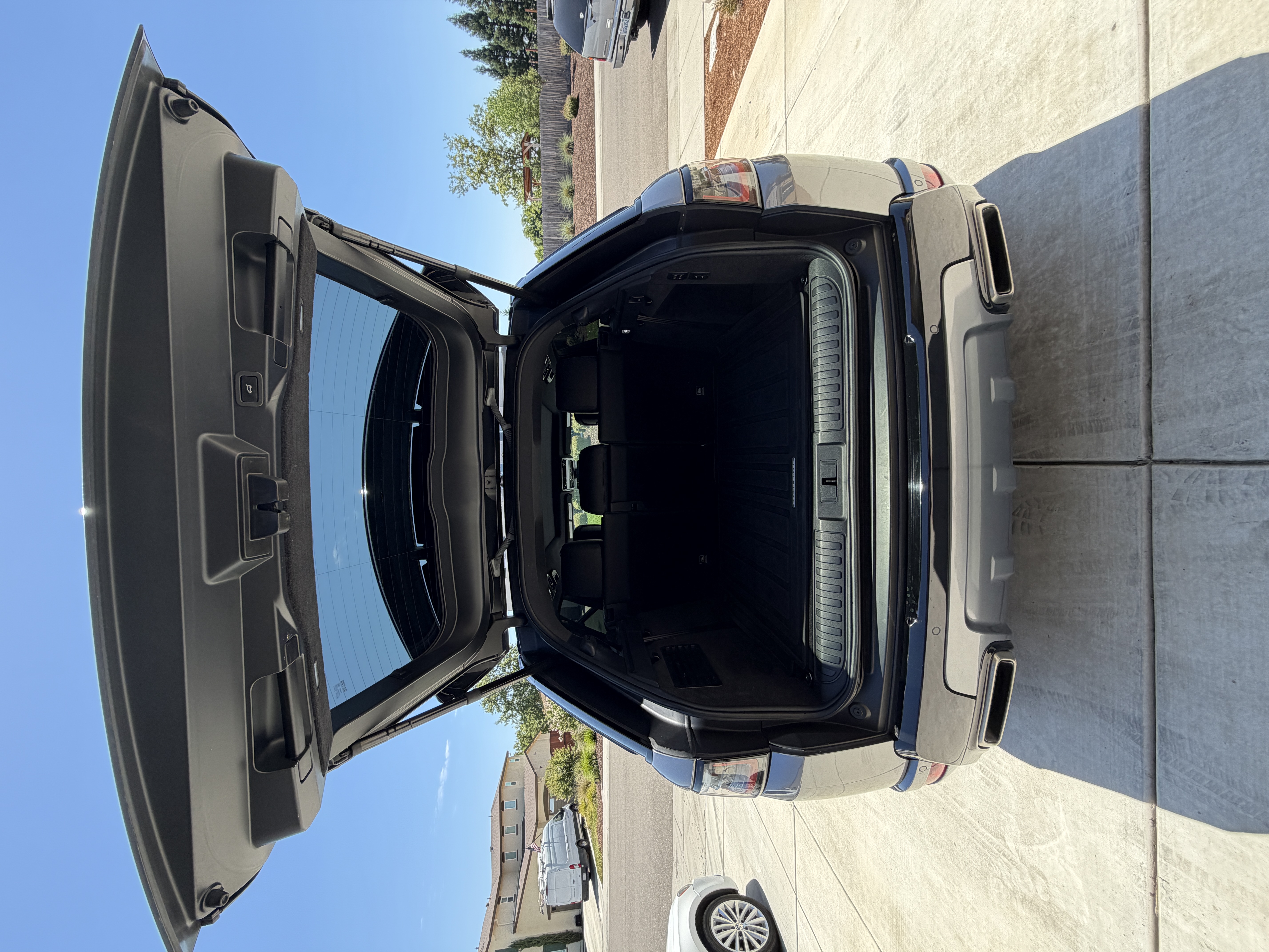Used 2020 Land Rover Range Rover Sport HSE Dynamic AWD/4WD image 11
