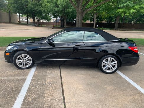 Used 2011 Mercedes-Benz E 350 Cabriolet image 16