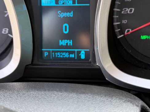 Used 2015 Chevrolet Equinox LT w/ Driver Convenience Package image 14