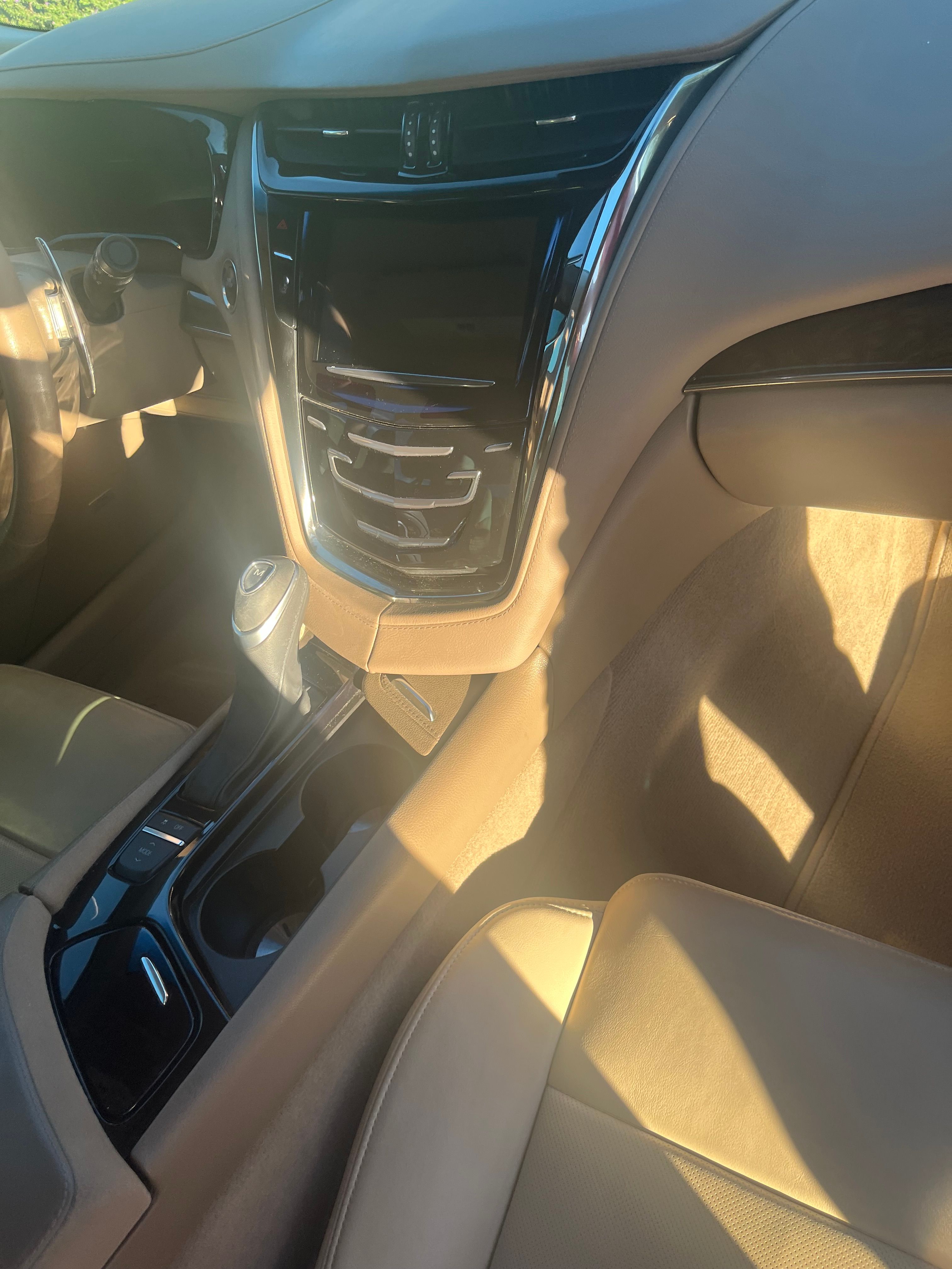 Used 2014 Cadillac CTS Luxury RWD image 9