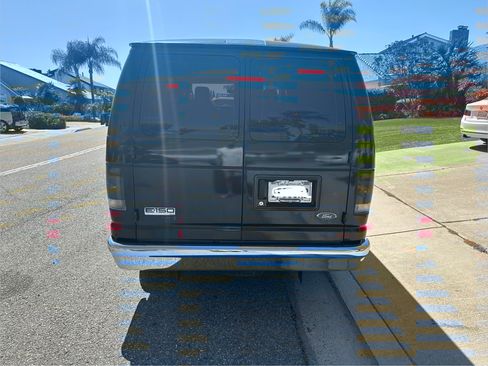 Used 2014 Ford E-150 and Econoline 150 Wagon image 13