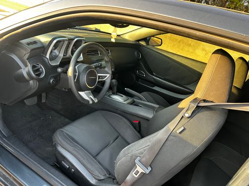 Used 2010 Chevrolet Camaro LT RWD image 14