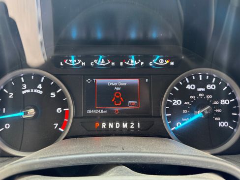 Used 2019 Ford F350 XLT w/ XLT Premium Package AWD/4WD image 11