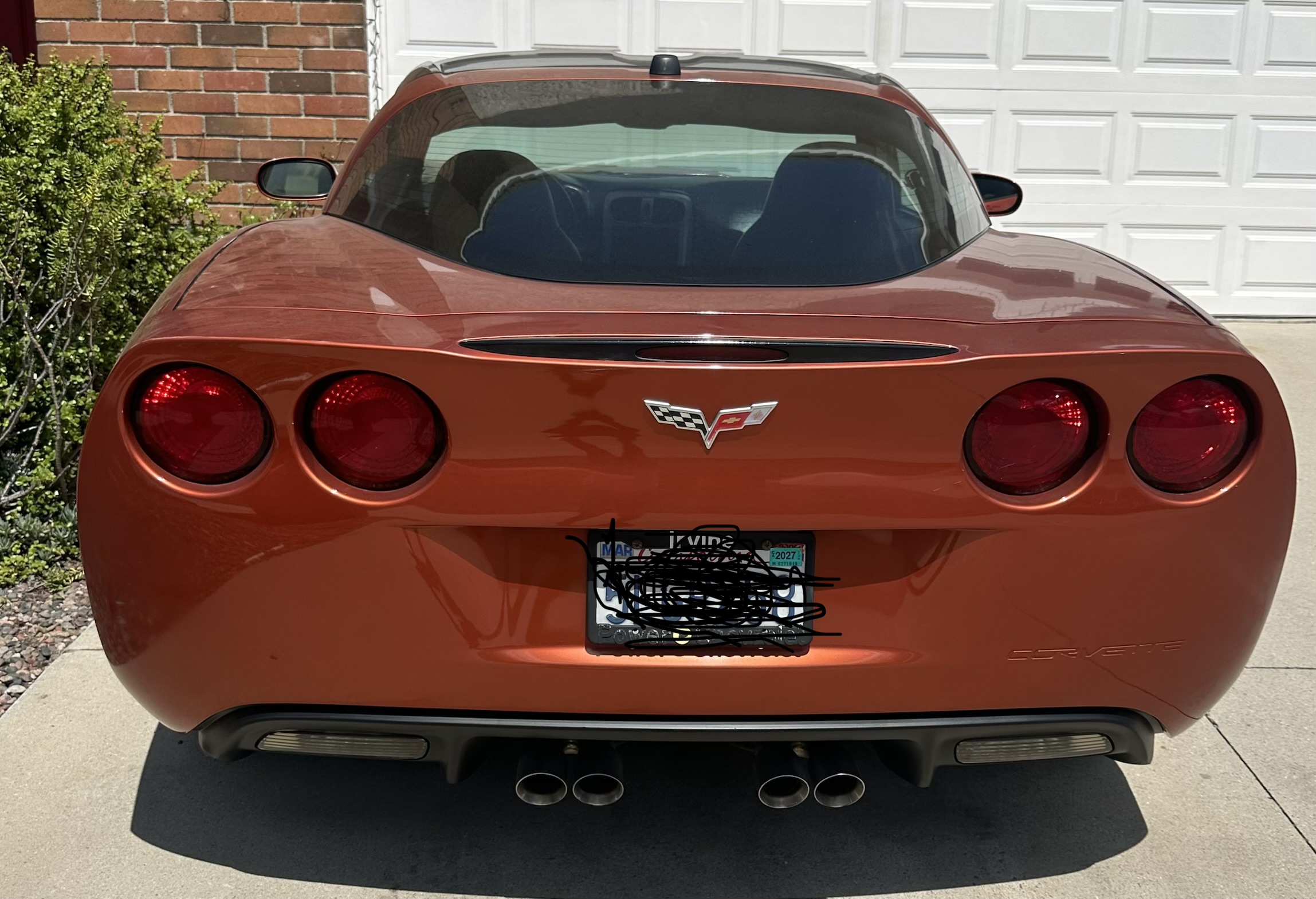 Used 2005 Chevrolet Corvette Coupe w/ Preferred Equipment Group RWD image 14