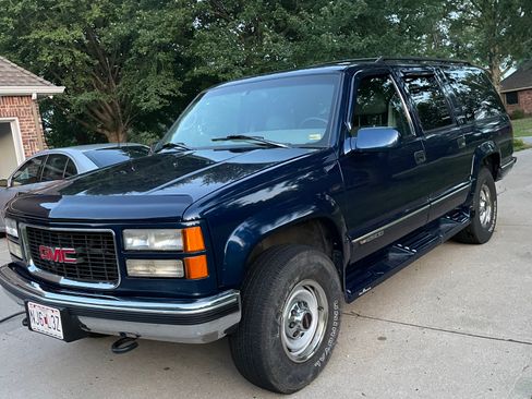 Used 1996 GMC Suburban 2500 AWD/4WD image 22