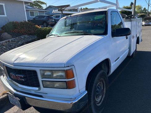 Used 2000 GMC Sierra 2500 2WD Regular Cab HD w/ Marketing Option Pkg 2 image 1