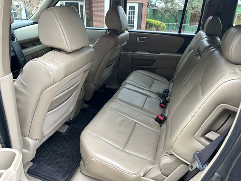 Used 2009 Honda Pilot EX-L image 17